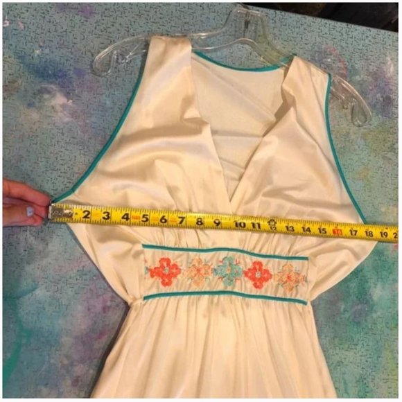 Vintage Boho Embroidered Nightie NWOT - Picture 5 of 6